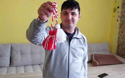 1 март